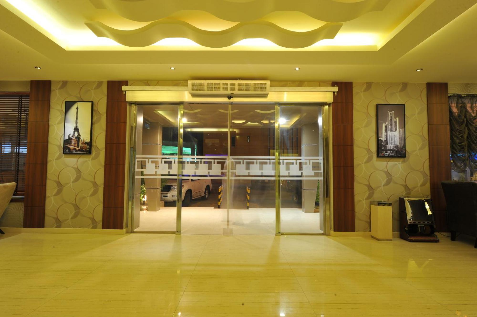 Al Janaderia 7 Aparthotel Riyadh